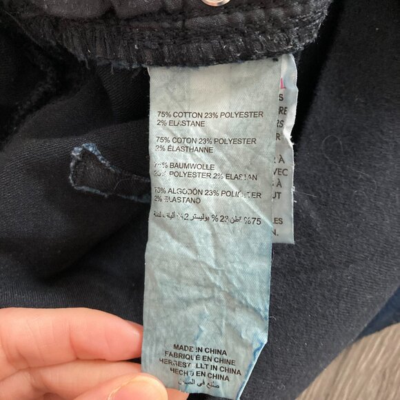 Small Thyme Slim Fit Maternity Jeans - Picture 5 of 7